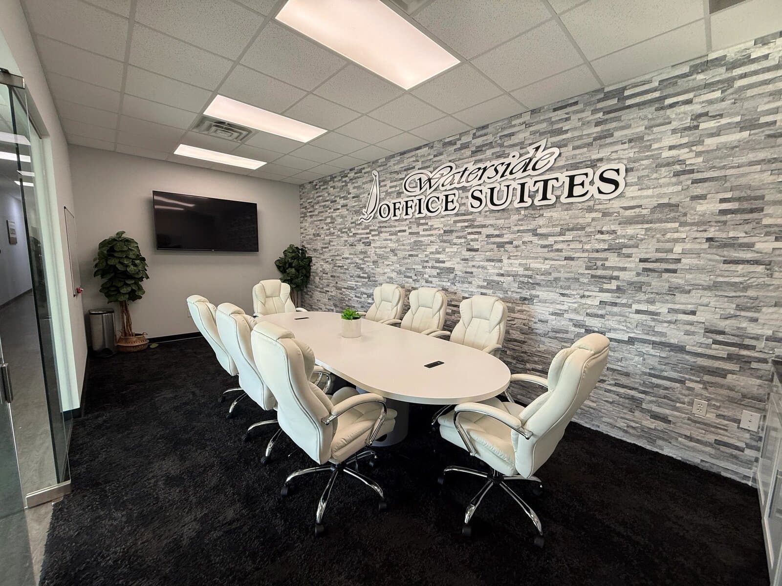 Waterside Office Suites at Davidson storefront